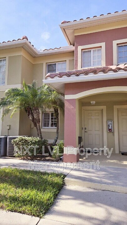 9440 Ivy Brook Run in Ft. Myers, FL - Building Photo