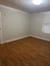 220 Cedar St, Unit 3 in Hot Springs, AR - Building Photo - Building Photo