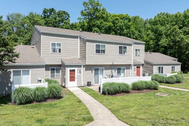 Palmer in Waldorf, MD - Building Photo - Building Photo