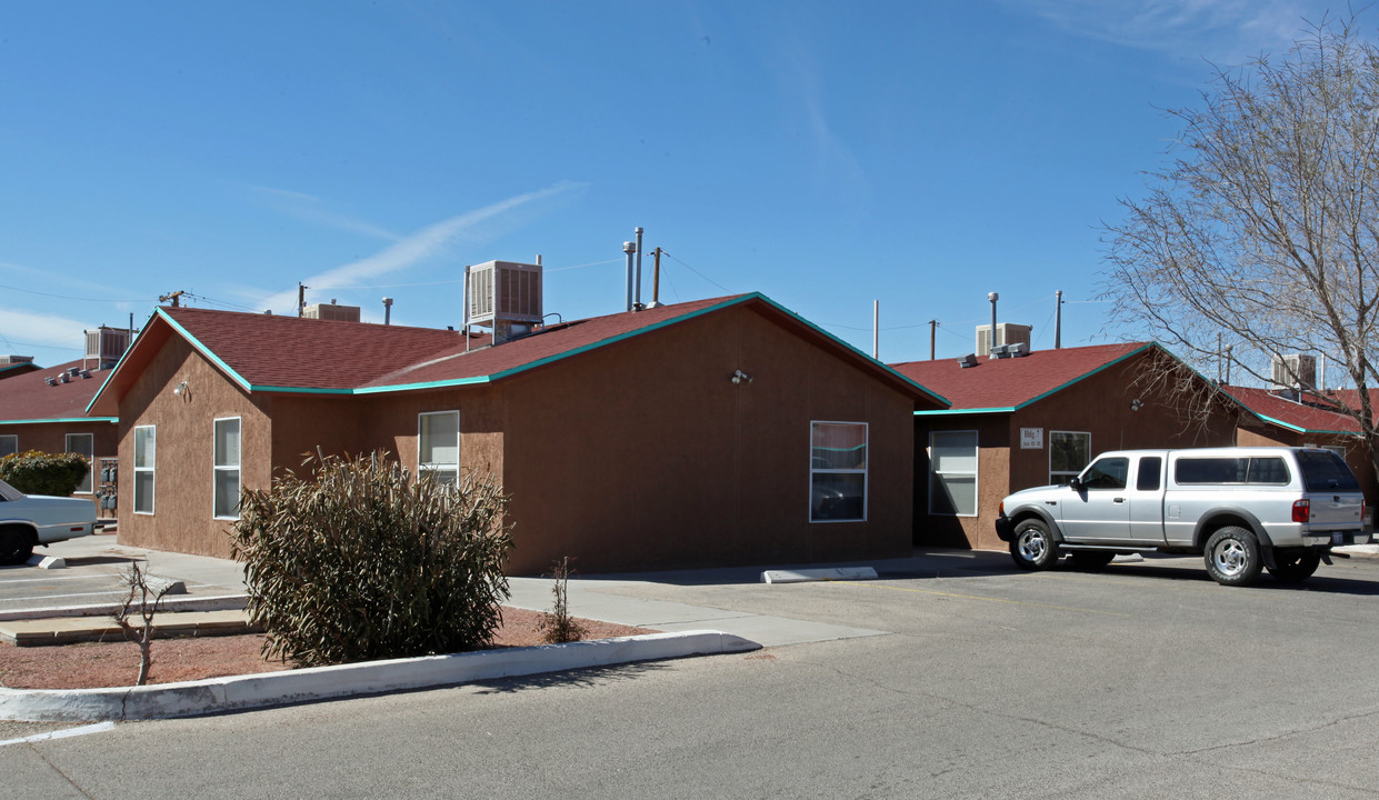 Western Carolina in El Paso, TX - Foto de edificio