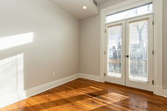 3441 Humphrey St, Unit 3441 in St. Louis, MO - Building Photo - Building Photo