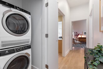 160 Union in Poughkeepsie, NY - Foto de edificio - Interior Photo