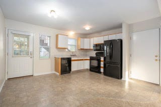 607 Trinity Dr in Caledonia, MI - Foto de edificio - Building Photo