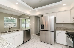 7371 Box Elder Dr in Port Richey, FL - Building Photo