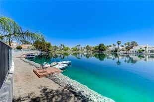 2984 Sun Lake Dr in Las Vegas, NV - Building Photo