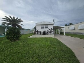 106 49th Ave W in Bradenton, FL - Building Photo - Building Photo