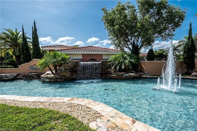 8600 Via Rapallo Dr, Unit 204 in Estero, FL - Building Photo - Building Photo