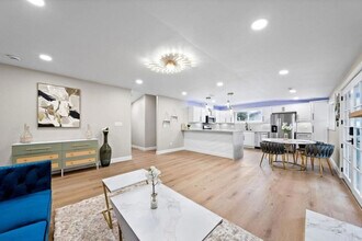 13824 Powers Rd in Poway, CA - Building Photo - Building Photo