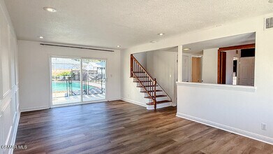 2036 Brentwood St in Simi Valley, CA - Building Photo - Building Photo