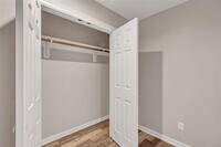 1894 Dolly Wright St photo'