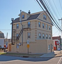 2144 Jericho Tpke in Garden City Park, NY - Building Photo - Building Photo