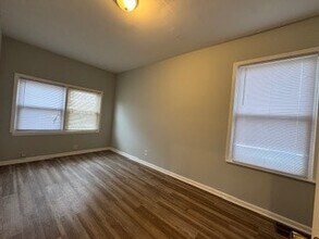 7736 S Champlain Ave in Chicago, IL - Building Photo - Building Photo