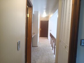7650 W Leon Terrace in Milwaukee, WI - Building Photo - Building Photo