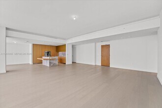 501 West Ave in Miami Beach, FL - Building Photo - Building Photo