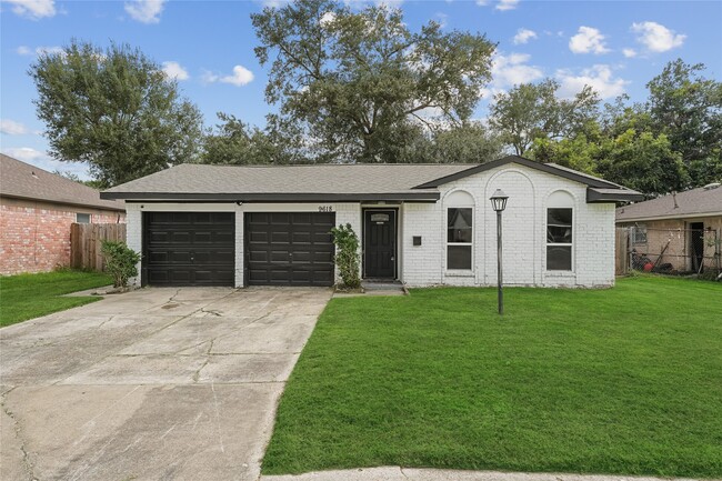 property at 9618 Glenwood Forest Dr