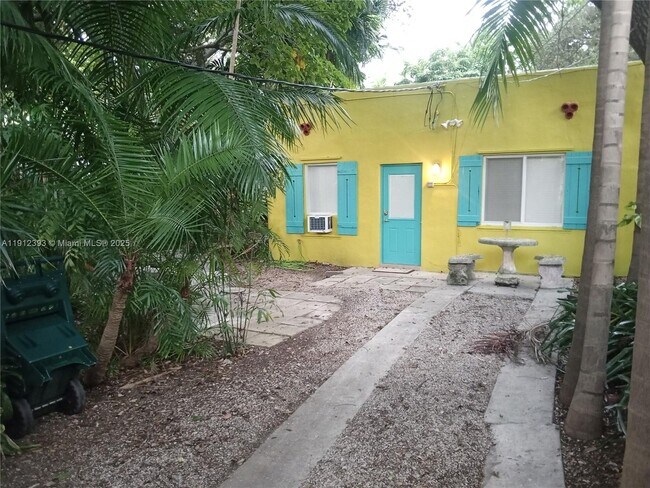 property at 1906 Tigertail Ave