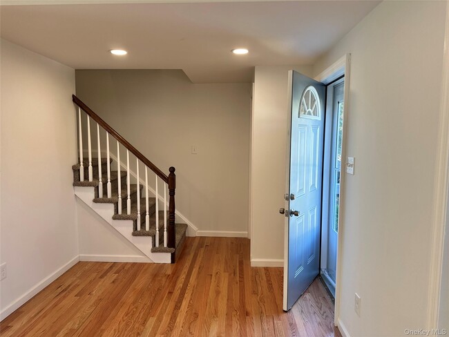 316 Hudson Ave in Beacon, NY - Foto de edificio - Building Photo