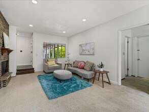 3616 SW 325th St in Federal Way, WA - Building Photo - Building Photo