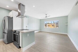 5700 NE 22nd Way in Fort Lauderdale, FL - Building Photo - Building Photo