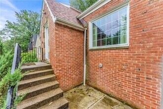 3528 Meadowbrook Blvd in Cleveland Heights, OH - Building Photo - Building Photo