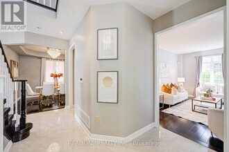 35 Ridgecrest Rd in Markham, ON - Building Photo - Building Photo