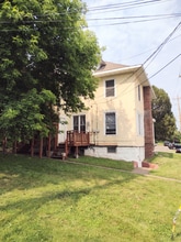 313 S 21st Ave E in Duluth, MN - Building Photo - Building Photo