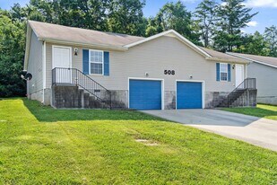 508 Luxury Dr in Clarksville, TN - Building Photo