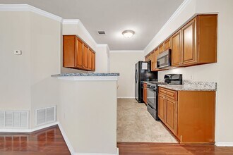 13711 Letti Ln in Pflugerville, TX - Building Photo - Building Photo