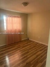4444 SW 67th Ave in Miami, FL - Building Photo - Building Photo
