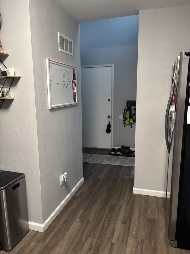 806 E Sylvan Ave in Appleton, WI - Building Photo - Building Photo