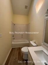 600 Cheshire Ln in Daphne, AL - Foto de edificio - Building Photo