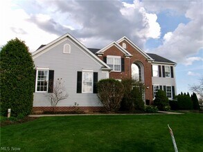 3473 Churchill Downs in Stow, OH - Building Photo - Building Photo