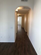 1402 Wellesley Ave in Los Angeles, CA - Building Photo - Building Photo
