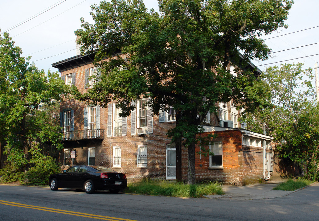 124 Mcdonough St in Savannah, GA - Foto de edificio