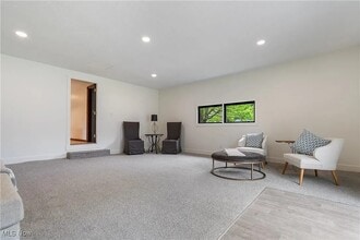 5730 Griffith Ave NW in North Canton, OH - Building Photo - Building Photo