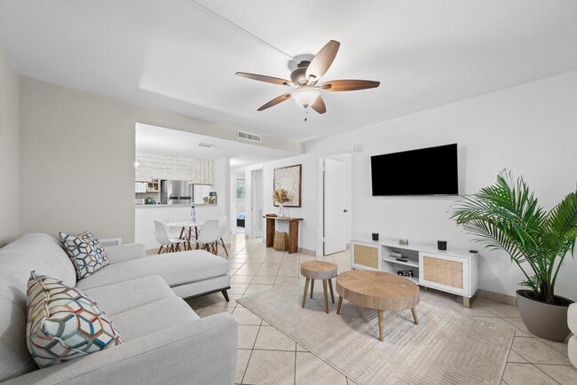 property at 1000 SE 15th St