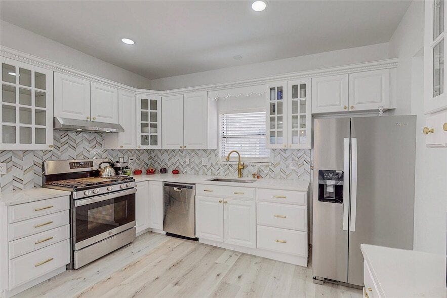 829 Lake Bluff Dr in Flower Mound, TX - Building Photo