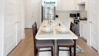 10105 Westside Pkwy-Unit -129.1287234 in Alpharetta, GA - Foto de edificio - Building Photo