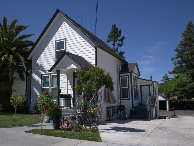 15 7th St in Petaluma, CA - Building Photo - Building Photo