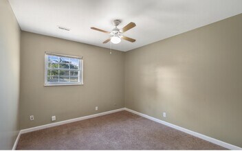 8701 Bayberry Pl in Plantation, KY - Building Photo - Building Photo