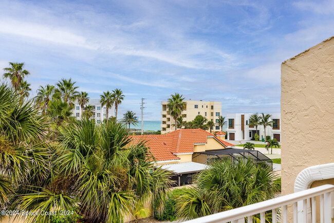 101 La Costa St in Melbourne Beach, FL - Building Photo - Building Photo