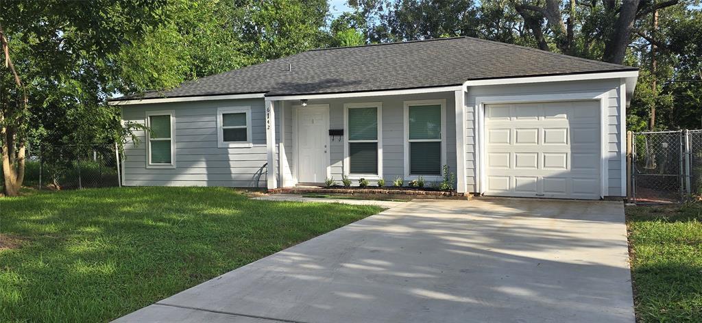 6142 Beldart St in Houston, TX - Foto de edificio