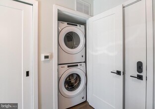 1102 Germantown Ave in Philadelphia, PA - Building Photo - Building Photo