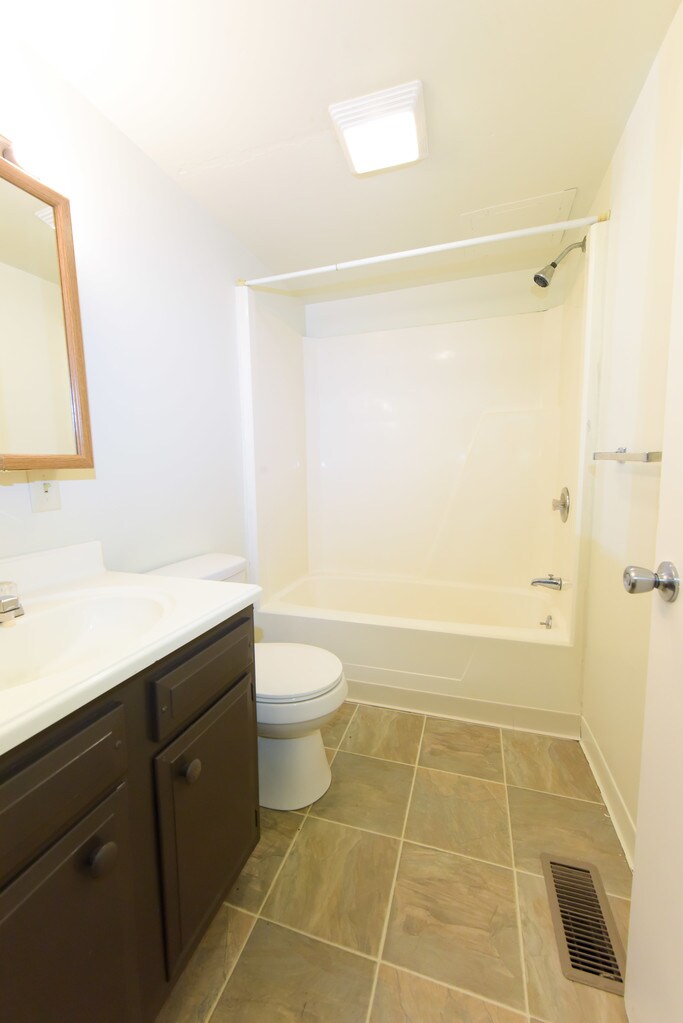 Arlington Place Defiance, OH Apartments