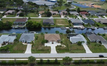3524 SW 17th Ave in Cape Coral, FL - Building Photo - Building Photo