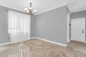 1518 Maple Dr in Weston, FL - Building Photo - Building Photo