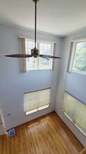2592 Hillsboro Blvd in Aurora, IL - Building Photo - Building Photo