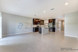 432 Cape Honeysuckle Pl in Sanford, FL - Building Photo - Building Photo