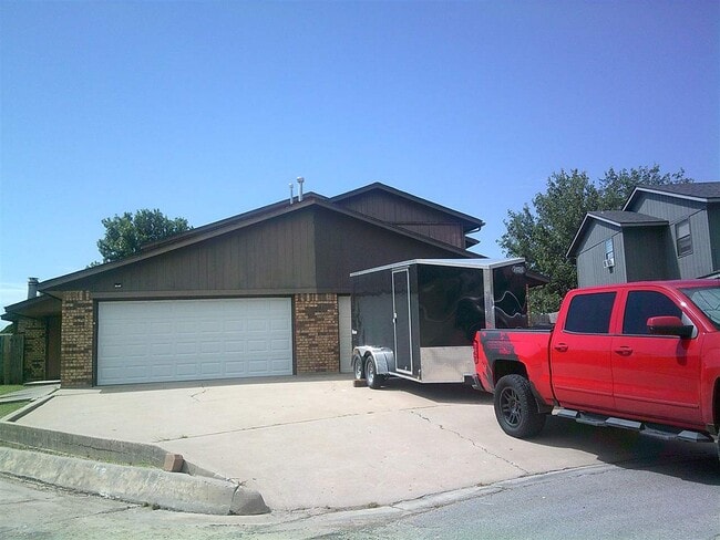 property at 5402 NW Sir Brian Ave