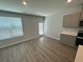 206 Hazel Ln in Lebanon, TN - Building Photo - Building Photo